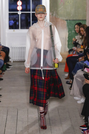 Burberry ss18 (1)