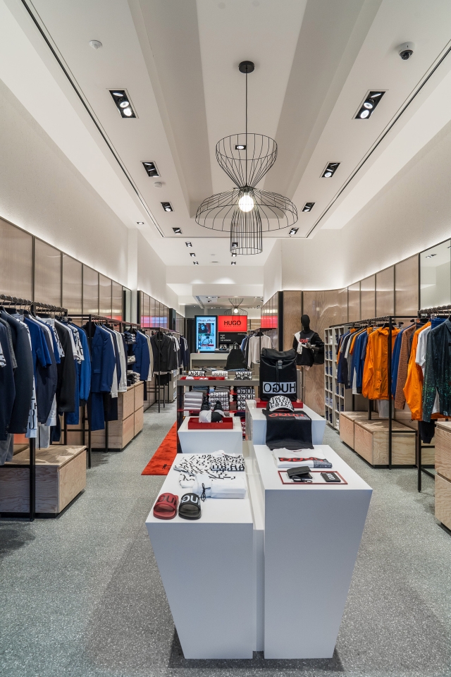 Hugo Menswear Store Amsterdam Leidsestraat 2018 03