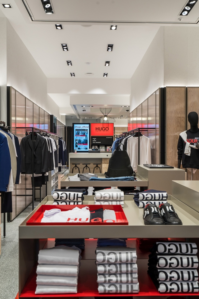 Hugo Menswear Store Amsterdam Leidsestraat 2018 07