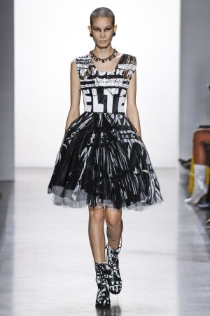 jeremy scott aw19001