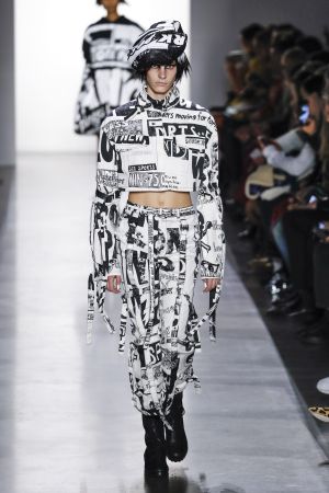 jeremy scott aw19030