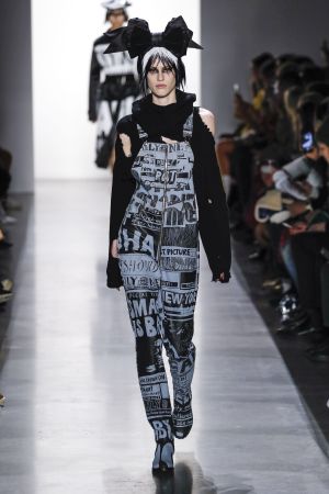 jeremy scott aw19059